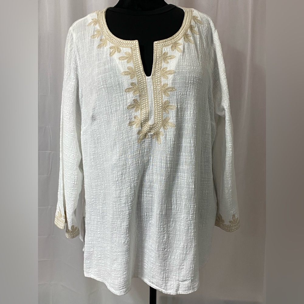Solitaire 3x 100% Cotton White Tunic w Embroidery Details